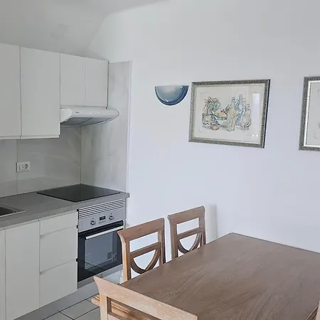 Apartment Rocas Delmar Mich
